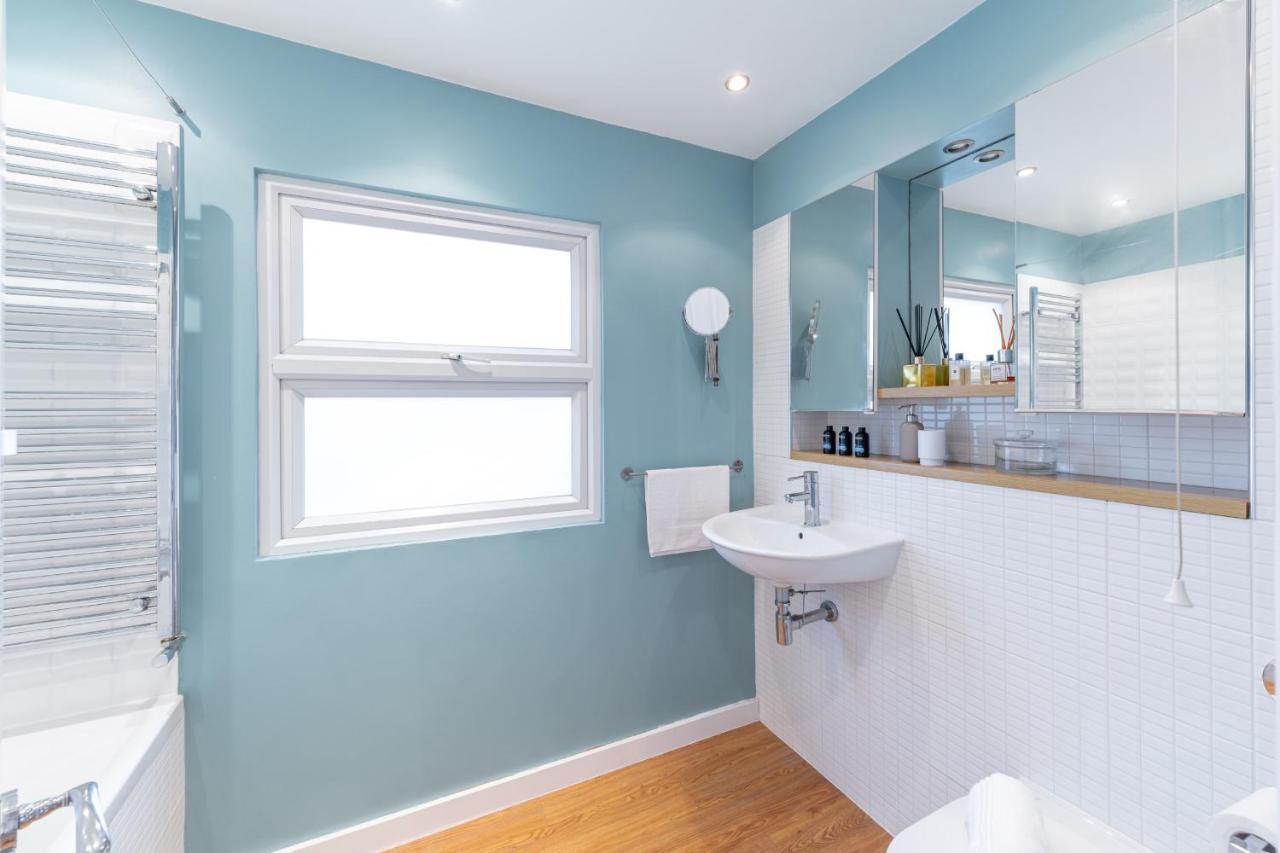Stylish Shepherds Bush Flat Lejlighed London Eksteriør billede